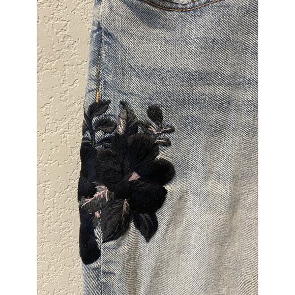 DRIFTWOOD Gizelle Embroidered Girlfriend Flowers Light Wash Jeans W 27 Ankle - Picture 4 of 10